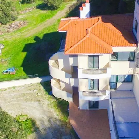 Infinity Deluxe Apartment *